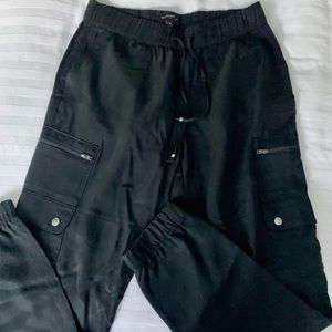 Banana Republic Light Weight Cargo Pants